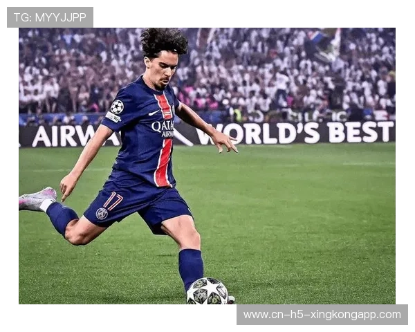 巴黎或将出售替补换取中场核心，内部分歧显现