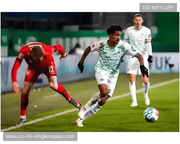 柏林赫塔强化防守:区域封锁训练助力球队逆境突围 柏林赫塔强化防守:区域封锁训练助力球队逆境突围