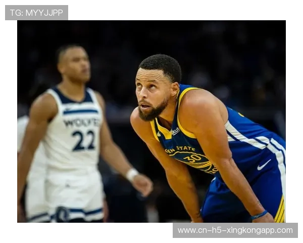 勇士拒25分逆转！库里28+4巴特勒伤退，布克38+4难救主，穆迪爆发，勇士球星库里