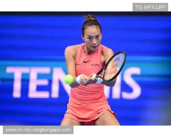 比同龄郑钦文更强！中国15岁网球天才惊艳世界，豪取10连胜连夺两冠